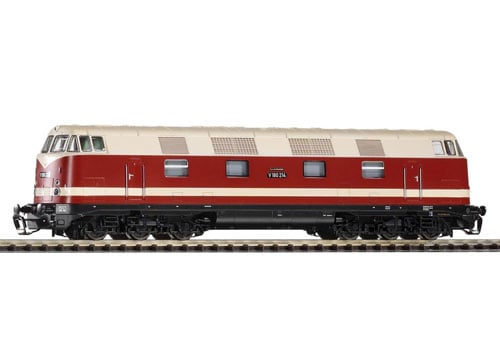 Piko DR V180 Diesel Locomotive III TT Gauge 47291