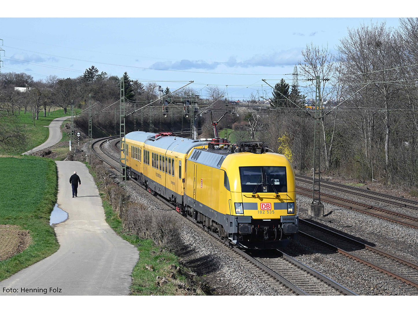 Piko DBAG Netz BR182 Electric Locomotive VI TT Gauge PK47440