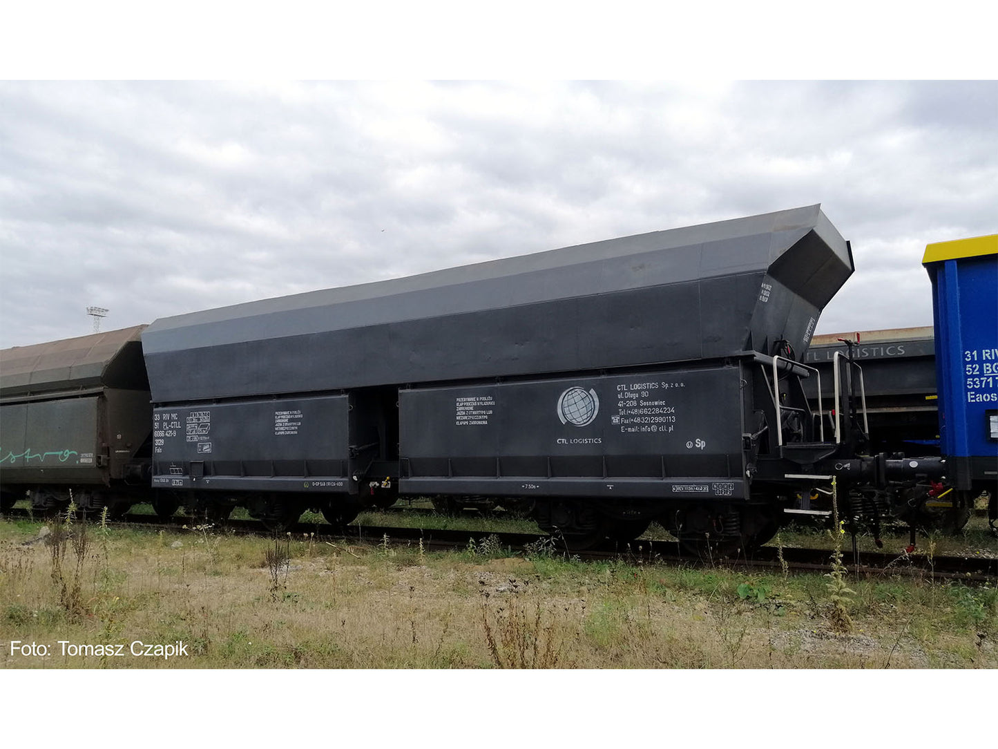 Piko 47854 PL-CTL Falns Side Discharge Hopper Wagon Set (2) VI TT Gauge