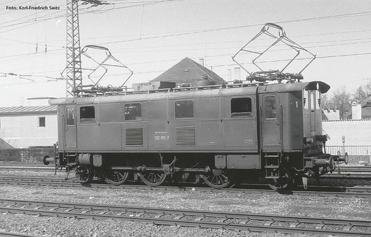 Piko 51414 Expert DB BR132 Electric Locomotive IV HO