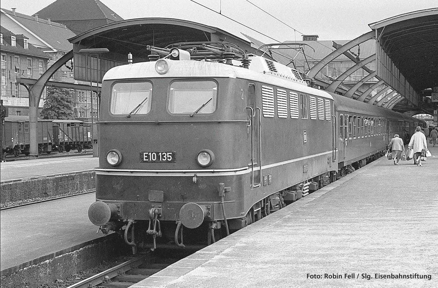 Piko 51744 Expert DB E10 Electric Locomotive III HO