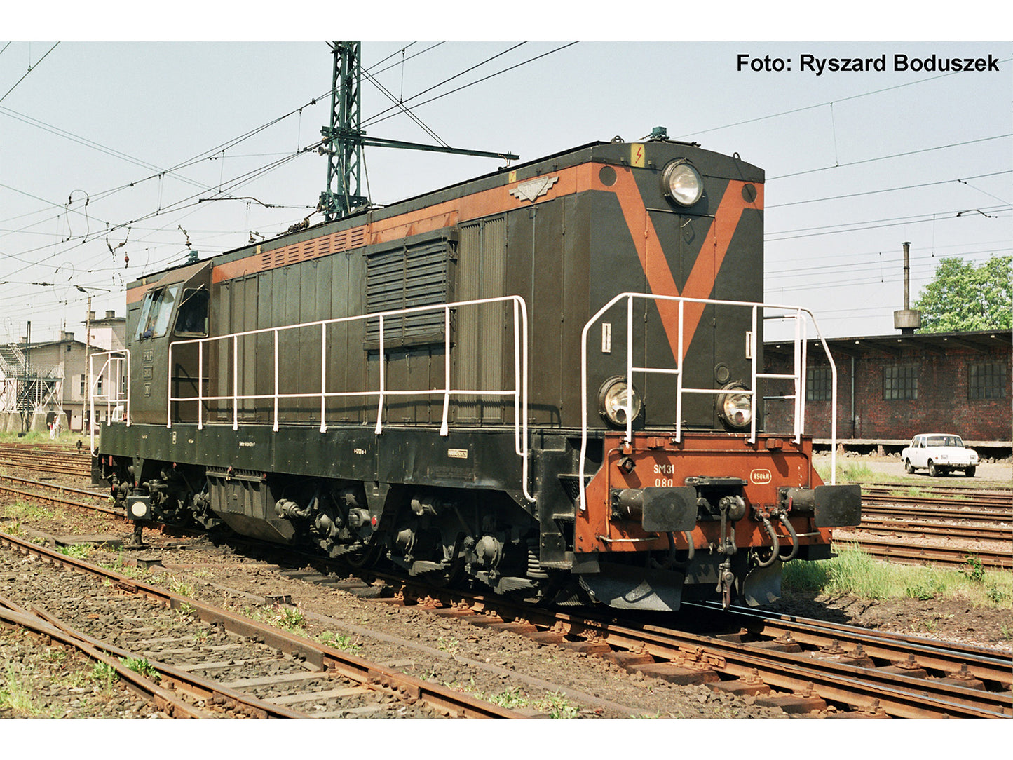 Piko 52313 Expert PKP SM31 Diesel Locomotive IV (DCC-Sound) HO Gauge