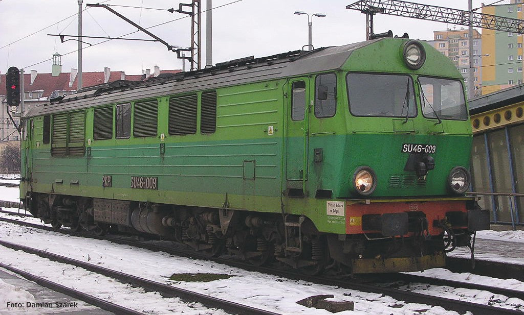 Piko 52870 Expert PKP SU46 Diesel Locomotive IV HO