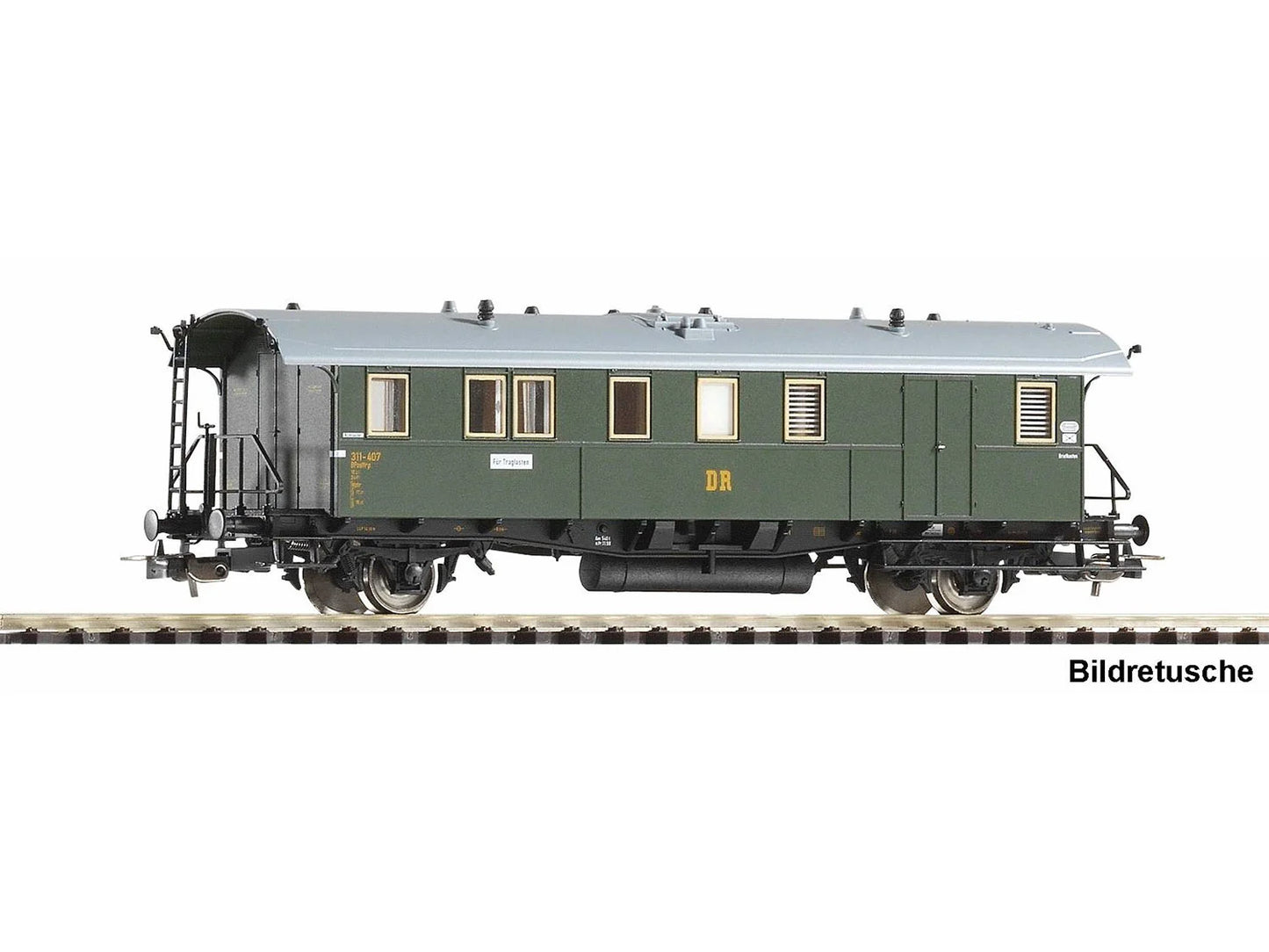 Piko 53138 Classic DR 2nd Class Postal Coach III HO Gauge