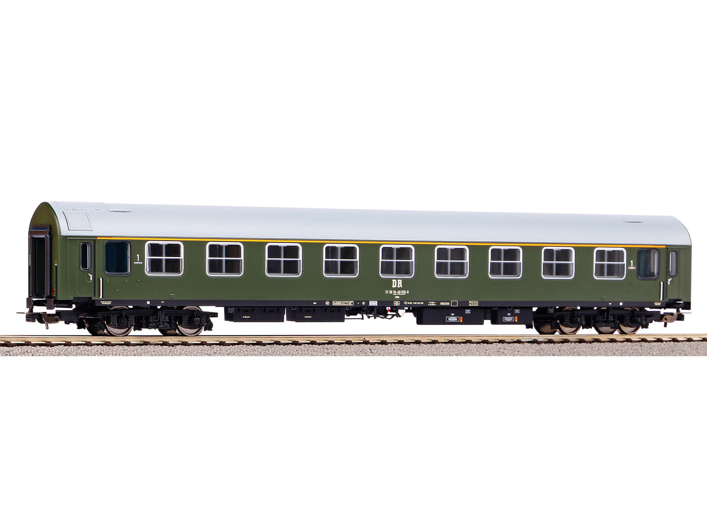 Piko Expert DR Ame69 1st Class Coach IV PK58550 HO Gauge