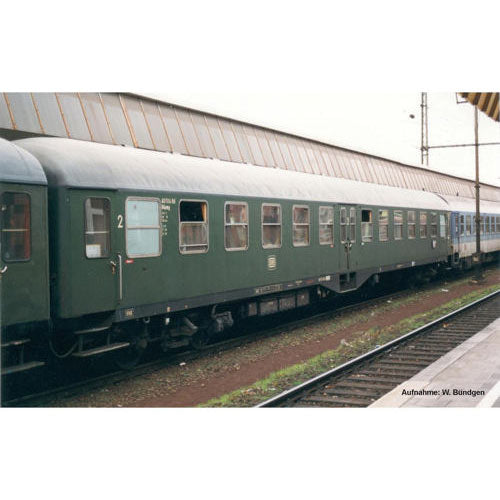 PIKO Expert DB Bym 2nd Class Coach IV HO Gauge 59680
