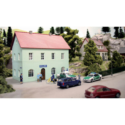 PIKO Hobby Police Station Kit HO Gauge 61836