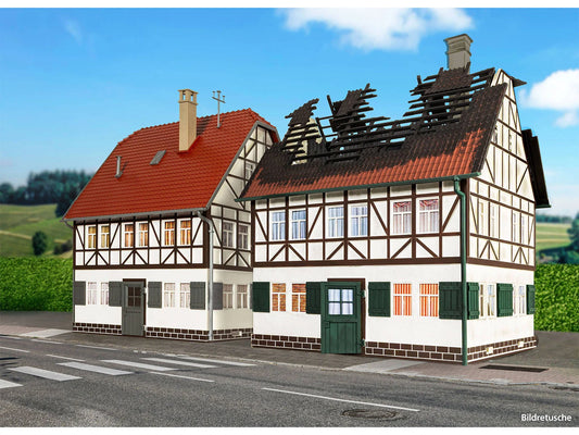 Piko 65011 Burnt Down House Kit G Gauge