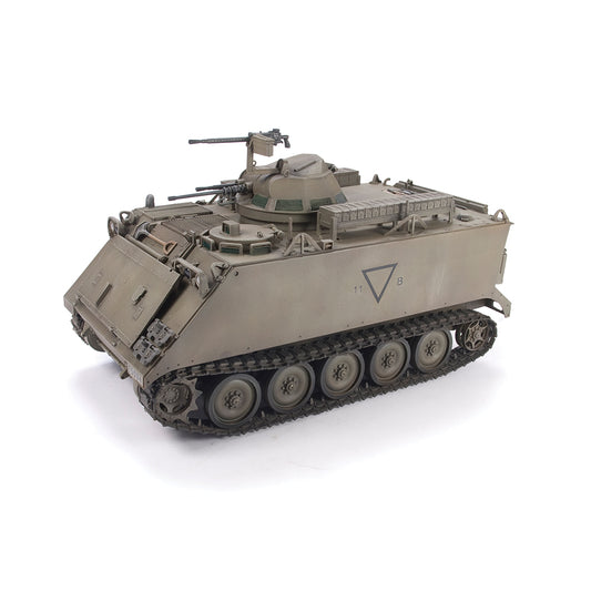 AFV Club AF35291 Australian Army M113A1 APC w/ T50 turret Vietnam War 1:35 Model Kit