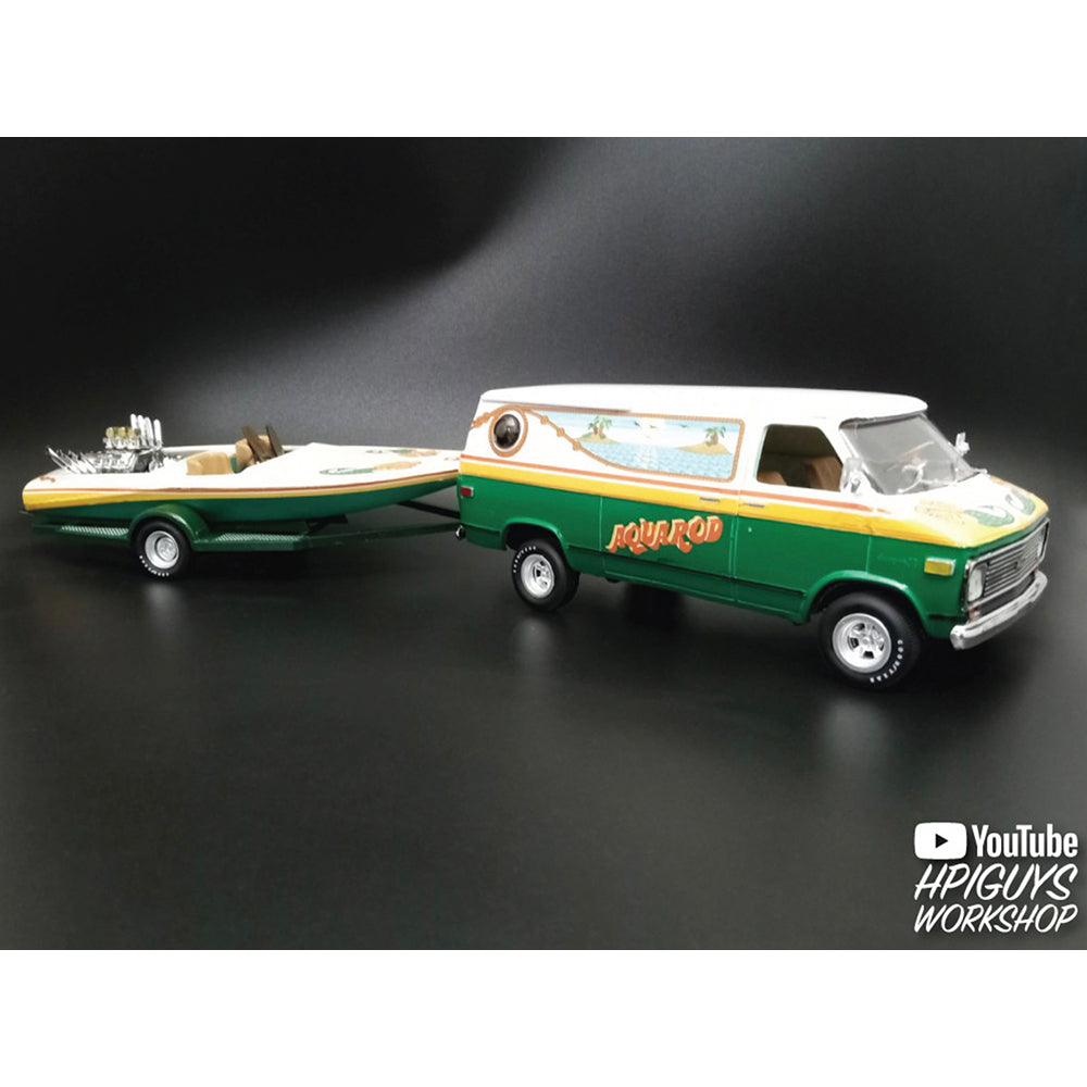 AMT 1338 Aquarod Race Team 1975 Chevy Van w/Drag/Ski Boat Trailer 1:25 Model Kit