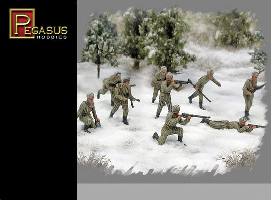 Pegasus 7269 WWII Russian Infantry Winter Figures Qty 40, 1:72 Model Kit