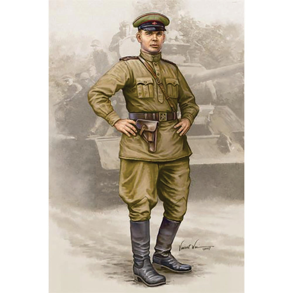 Trumpeter 704 Soviet WWII Officer Figure 1:16 Model Kit