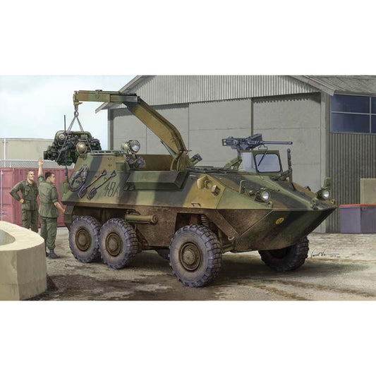 Trumpeter 1503 Canadian Husky 6x6 AVGP 1:35 Model Kit