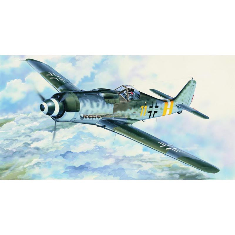 Trumpeter 2411 Fw 190D-9 Stab IV/JG3 1945 1:24 Model Kit