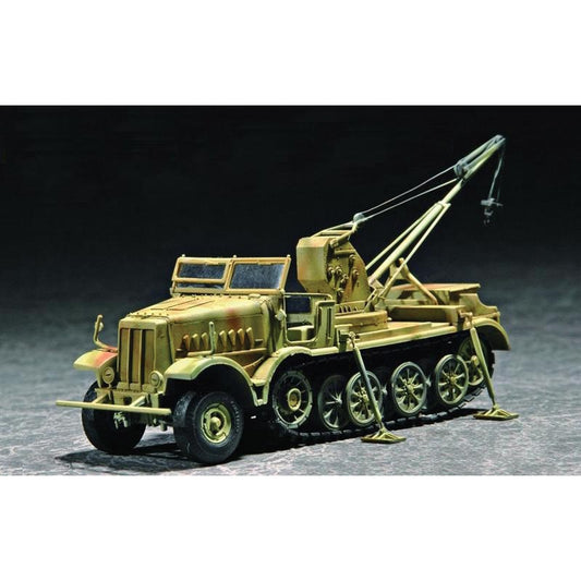 Trumpeter 7251 SdKfz 9 18ton Half-track w/ 6T Bilstein Crane Late 1:72 Model Kit