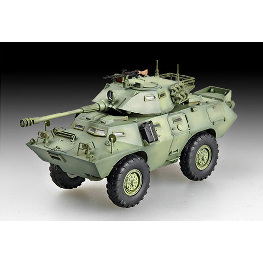 Trumpeter 07443 LAV-150 Commando AFV w/Cockerill 90mm Gun 1:72 Model Kit