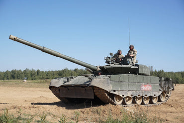 Trumpeter 9587 Russian T-80BVM MBT 1:35 Model Kit