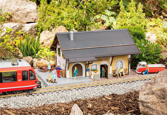 Pola Lavin Station Kit PO330861 G Gauge