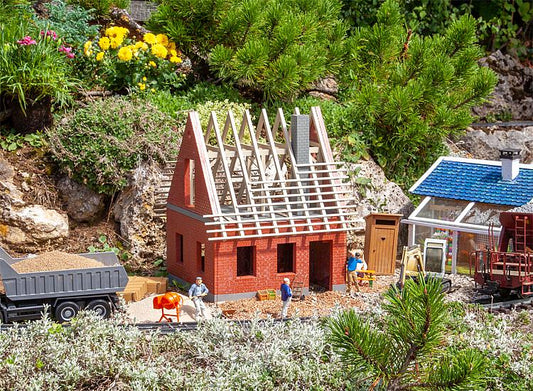 Pola House Under Construction Kit PO331083 G Gauge