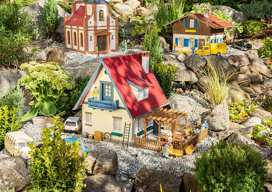 Pola 331084 Residential House with Pergola Kit G Gauge