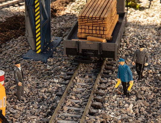 Pola Railway Maintenance Staff (3) Figure Set G Gauge PO331523