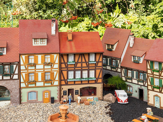 Pola Half Timbered House with Shop Window Relief Kit PO331769 G Gauge
