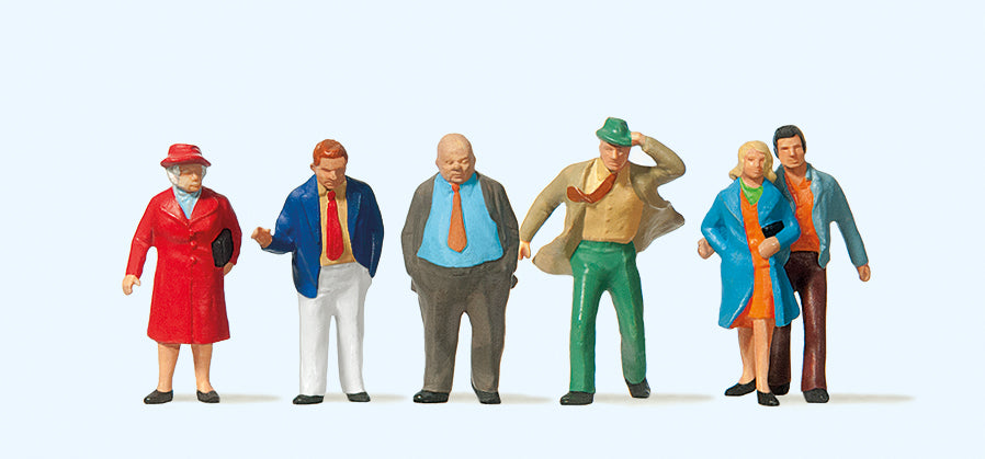 Preiser 10124 Passers By (6) Exclusive Figure Set HO