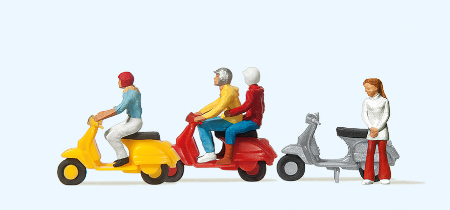 Preiser 10128 Vespa Riders (3) Exclusive Figure Set HO
