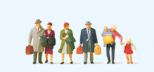 Preiser 10511 Walking Passengers (7) Exclusive Figure Set HO