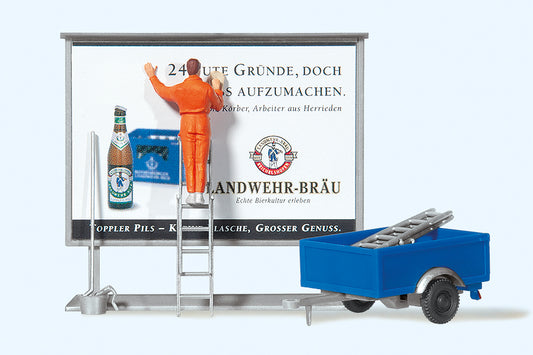 Preiser 10526 Worker on Ladder Applying Billboard Exclusive Figure Set HO