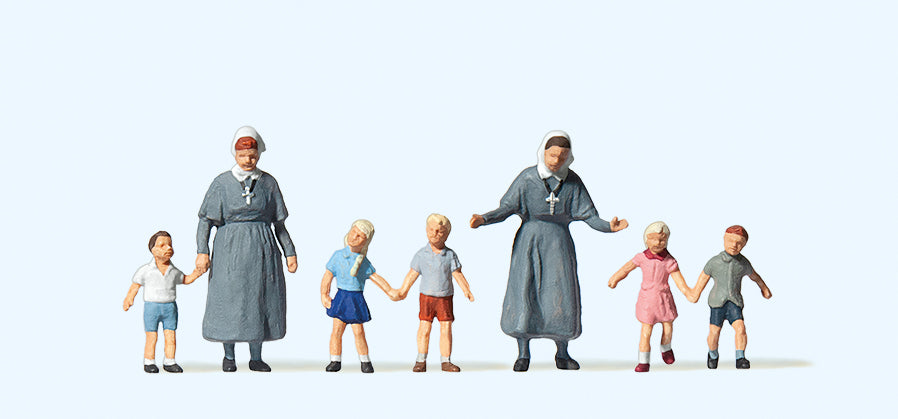 Preiser 10533 Nuns (2) with Children (5) Exclusive Figure Set HO