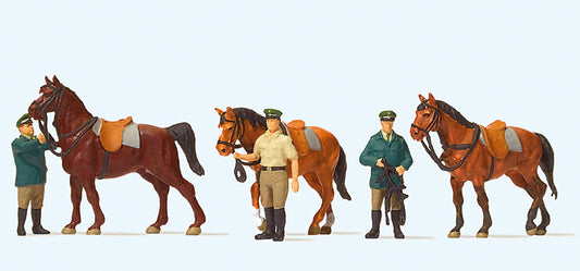 Preiser 10583 German Policemen with Horses (3) Exclusive Figure Set HO