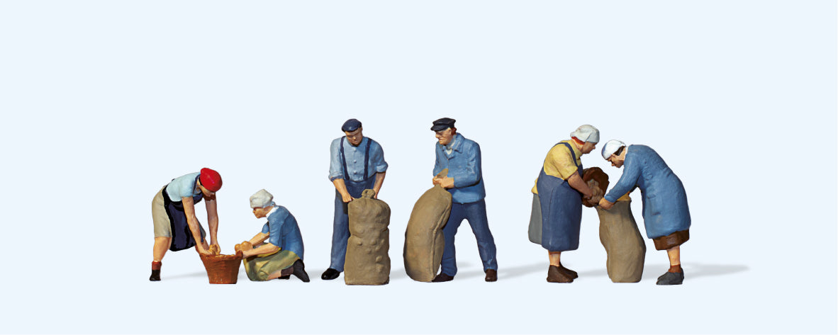 Preiser At the Potato Harvest (6) Exclusive Figure Set PR10605 HO Gauge