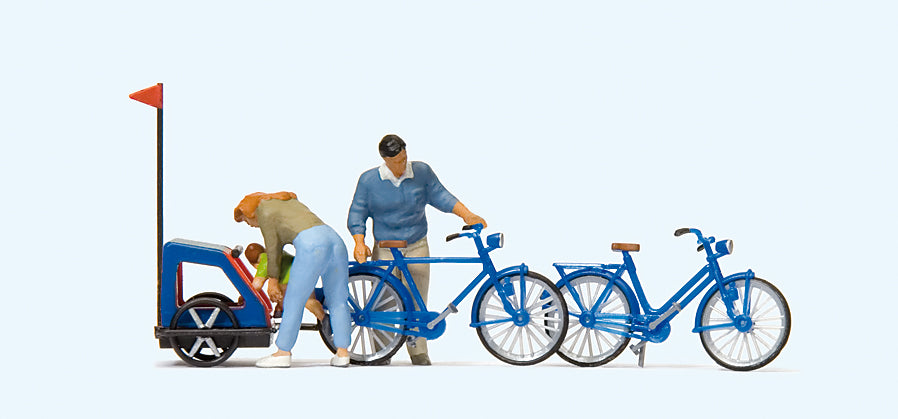 Preiser 10635 Family Bicycle Ride Preparation (3) Exclusive Figure Set HO