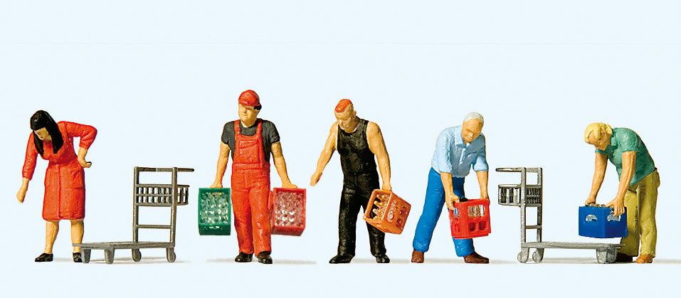 Preiser 10656 At the Drinks Store (5) Exclusive Figure Set HO