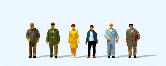 Preiser Passers By (5) & Police Officer Exclusive Figure Set HO Gauge PR10768