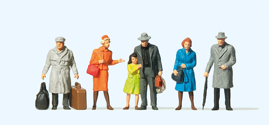 Preiser 14044 Standing Travellers (6) Standard Figure Set HO