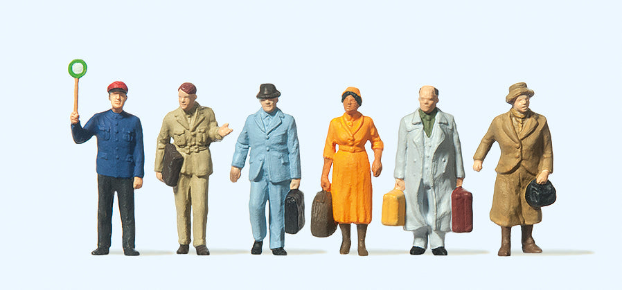 Preiser 14049 At the Platform (6) Standard Figure Set HO