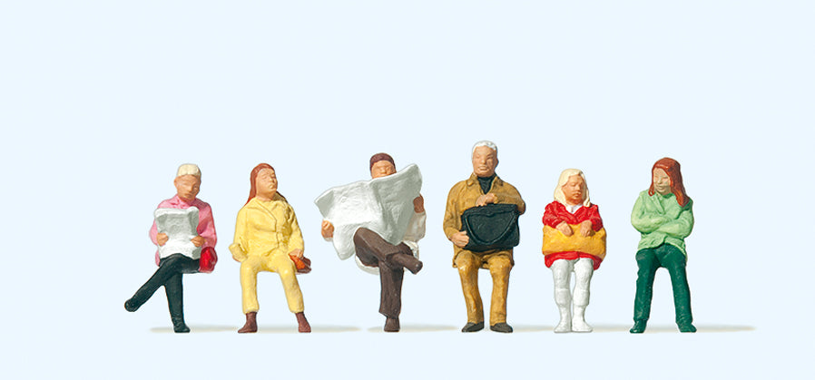 Preiser 14072 Seated Railway Travellers (6) Standard Figure Set HO