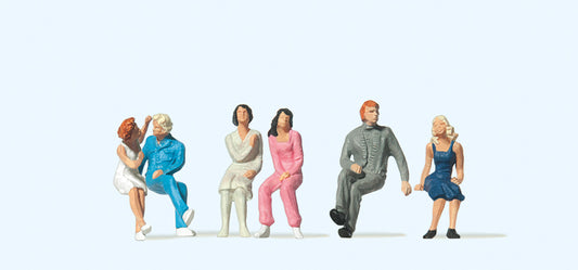 Preiser 14138 Sitting Couples (3x2) Standard Figure Set HO