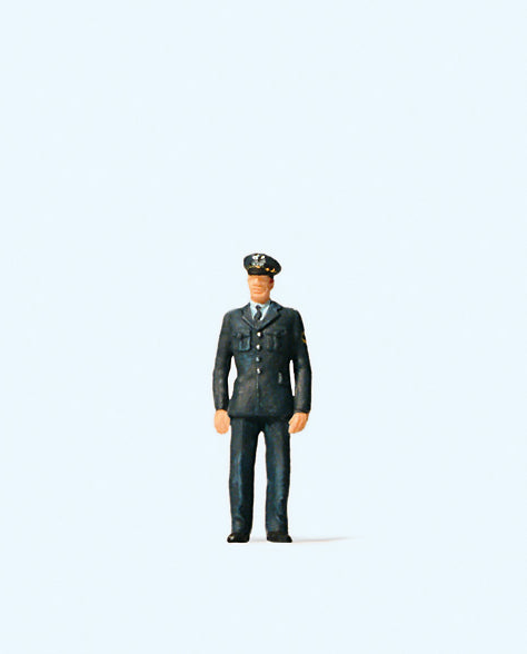 Preiser 28070 German Federal Policeman (2006) Figure HO