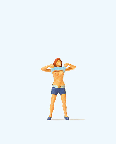 Preiser 28124 Lady Undressing Figure HO