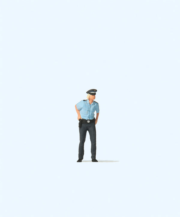 Preiser 28237 Policewoman Figure HO