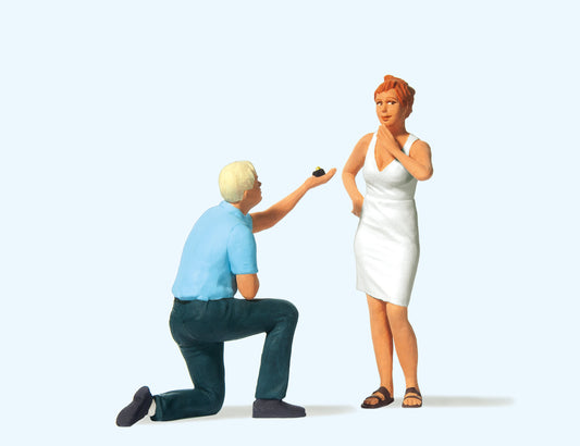 Preiser 44932 Marriage Proposal with Ring Figure Set G Gauge