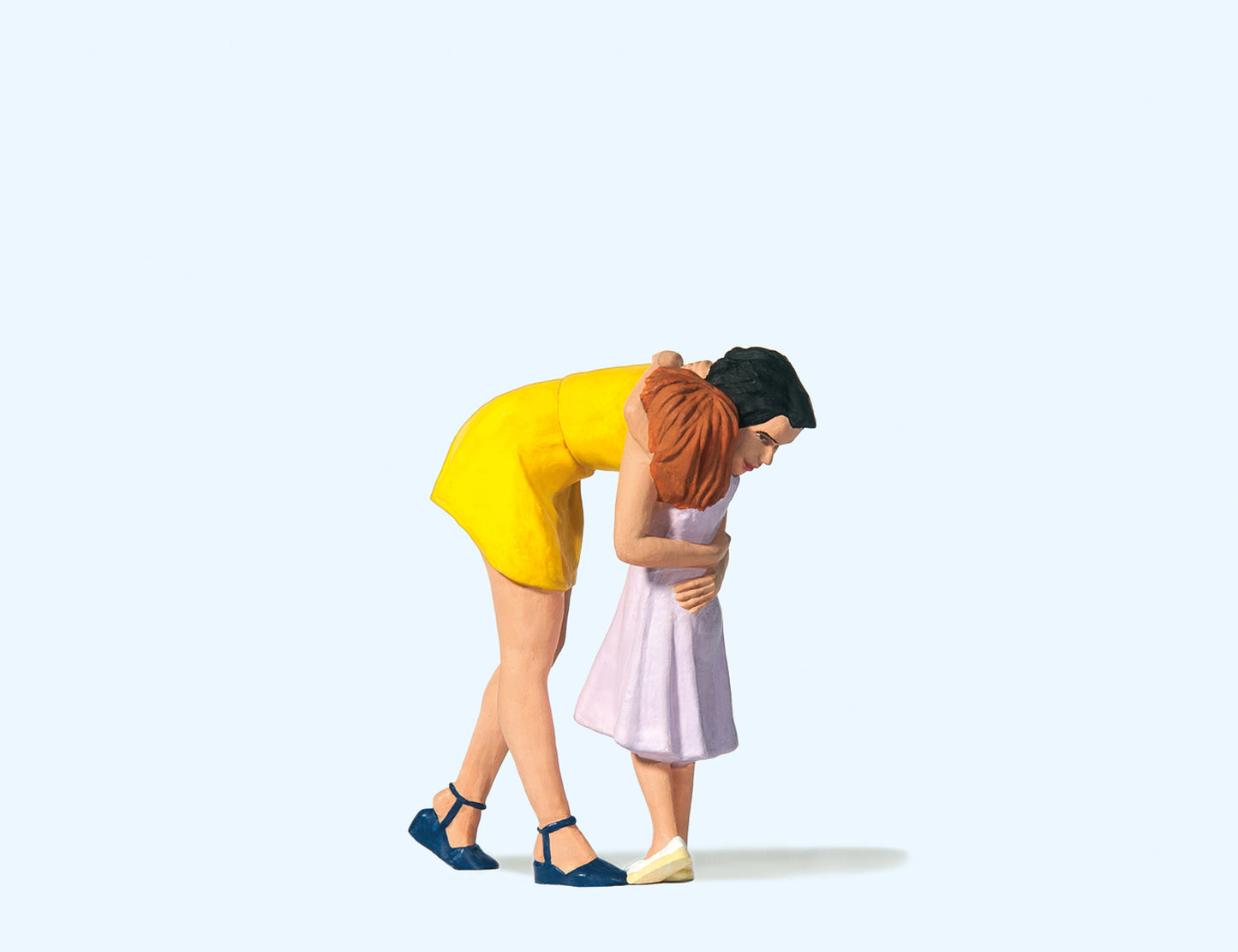 Preiser 44942 Embracing Mother/Daughter Figure Set G Gauge