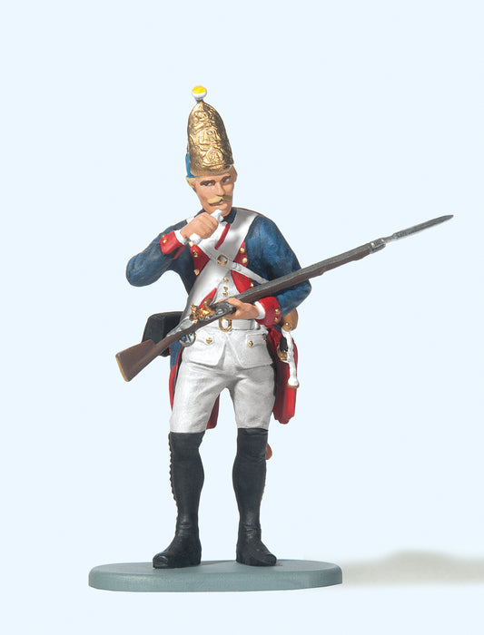 Preiser 54148 Prussian (1756) 38 Grenadier Loading Gun Figure 1:24