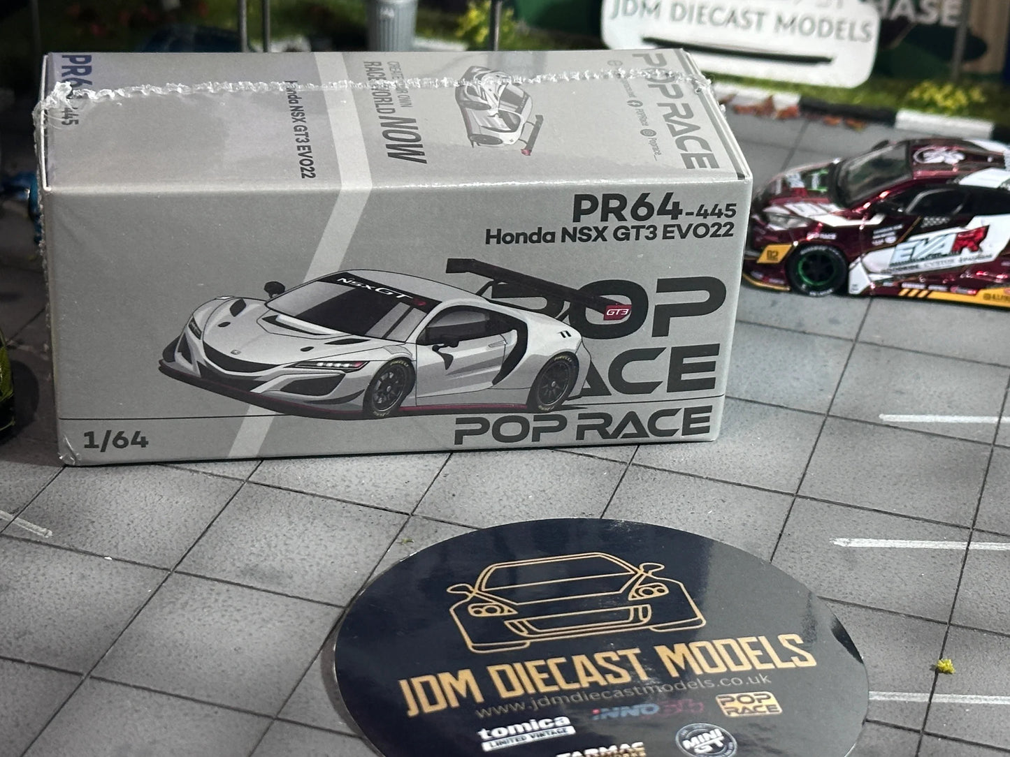 Pop Race Honda NSX GT3 Evo22 Silver 1:64 Diecast Model 640445