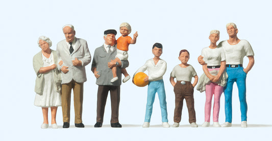 Preiser 65334 Spectators (8) Figure Set O Gauge