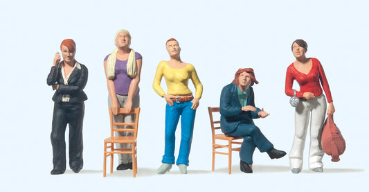 Preiser 65359 Young Ladies (5) Figure Set O Gauge