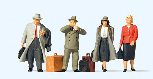Preiser 65373 Passengers at the Railway Station (4) Figure Set O Gauge